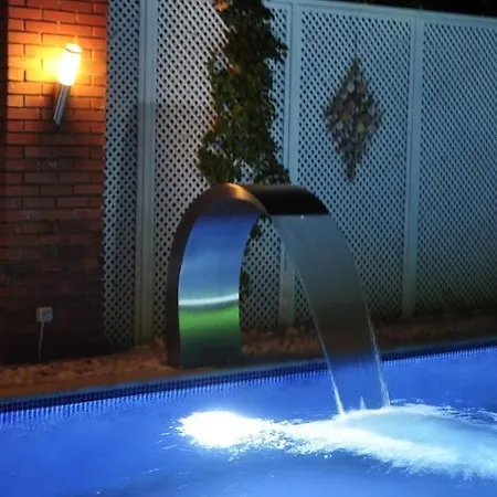 别墅 Kirmizi Lale, Private Pool, Gardens, Very Close To Town - No Need For Taxi 卡斯